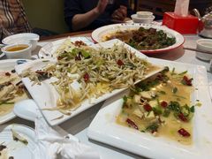 -鲁南仔·滕州炒鸡(经三路店)