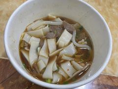 香辣叉烧牛腩粉-覃肥叔桂林米粉(粮道街店)