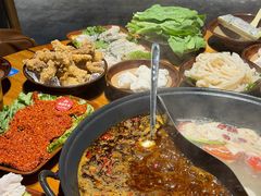 -壹兆圆重庆火锅手工炒底料(长白格林玫瑰湾店)