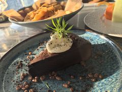 -Hi City·城市之巅