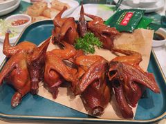 -悦得闲广式点心茶楼(蓝鲸世界店)