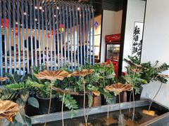 -尚尚仙·酸汤猪手·猪肚鸡火锅(华联万柳购物中心店)