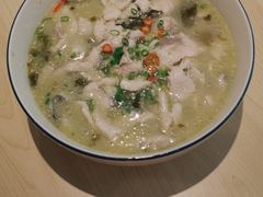 酸菜鱼捞面-汤去三面