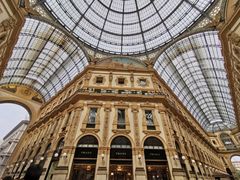 -文艺复兴百货(米兰大教堂广场店)