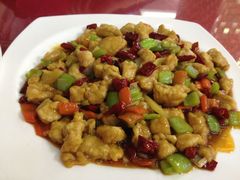 辣子肉丁-老苏扬饭店