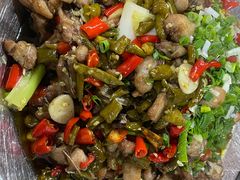 -廖哥泡椒兔(峨眉店)