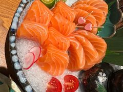 -俊屋料理·烧鸟·寿司·日泰融合菜(星际云汇店)