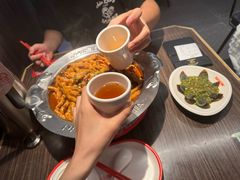 -胖哥俩肉蟹煲(湖滨银泰in77店)