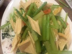 -西北朗益和穆斯林餐厅