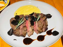 -JINNS锦时 steak&pizza(浸信会礼拜堂旧址店)