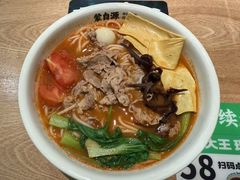 -蒙自源米线大王(东站店)