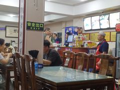 -一间楼牛羊肉泡馍馆(东一路店)