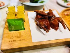 玻璃靓乳鸽-汤城小厨•粤菜•靓汤(西直门凯德MALL店)