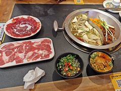 -沸炉重庆老火锅(军事博物馆店)