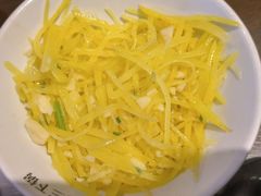 -富正毅三下锅·湘西韵味(天门山索道店)