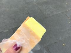 -詹爷爷乌节路街头冰淇淋