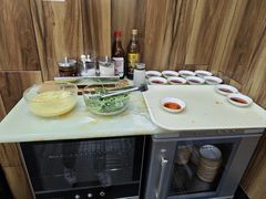 -笑来喜馄饨小笼工坊(通扬路店)