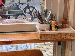 靠窗位-Alimentari早午餐(安福路店)