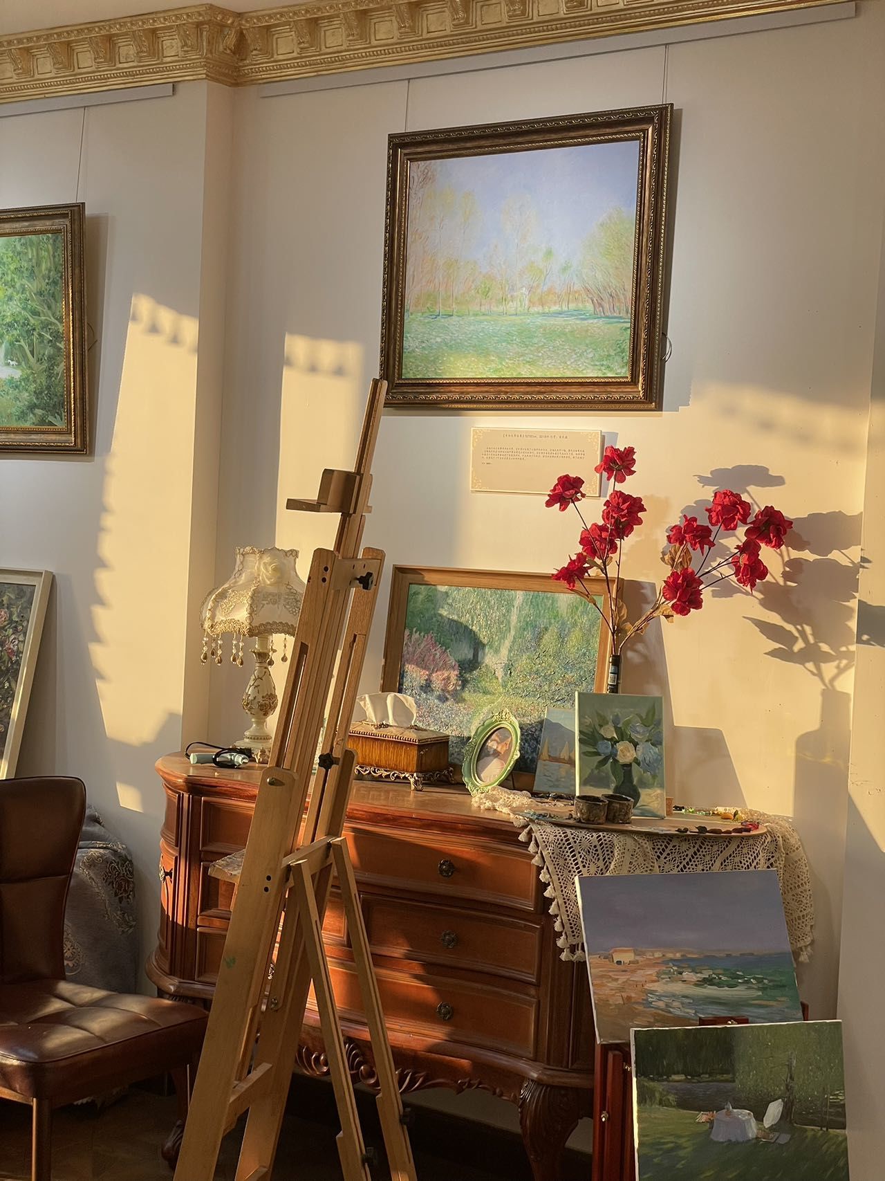 沉浸式宫殿风画室