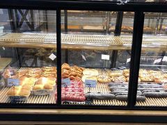 面包甜点陈列柜-欧佩拉(工农路店)