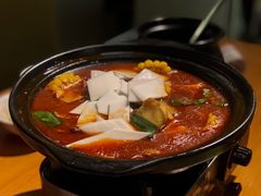 襄阳砂锅牛三鲜-莲餐厅·湖北菜·藕汤是头牌(愚园路店)