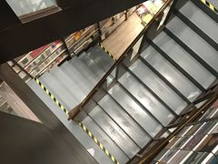 -钟书阁(群光广场店)