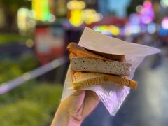 -詹爷爷乌节路街头冰淇淋