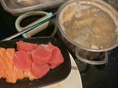 -梅园国际大酒店·自助餐厅(光明港店)