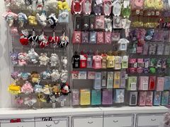 -三丽鸥(北京荟聚店)