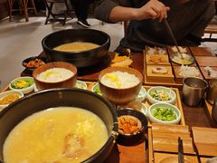 -银米·云南传统过桥米线(双廊黑金冠店)