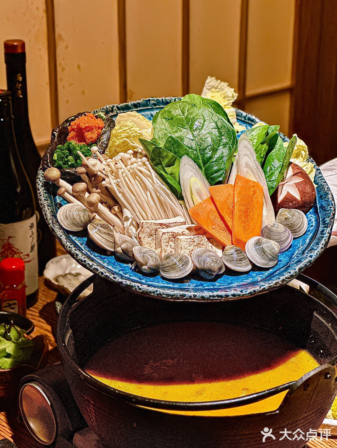 在静安寺！！终于吃到了超火的痛风锅！！！