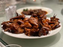 招牌乳鸽-维园悦谱·海派家常菜(乌鲁木齐南路店)