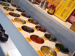 -串门邻居串串火锅(云南南路店)