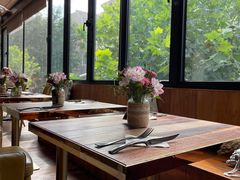 靠窗位-O'mills Sourdough Bakery&Bistro(永嘉路店)