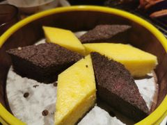 双色蒸糕-老头儿油爆虾·知味杭州(爱琴海购物中心)
