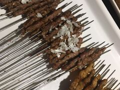 独家牛肉小串-三个大叔烤羊肉串·炭炉砂锅菜(西三旗店)