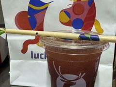 -瑞幸咖啡(大都会东方广场店)