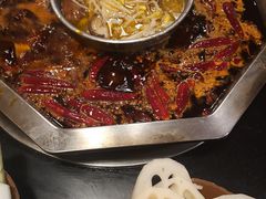-利姐牧牛匠老火锅(兰花店)