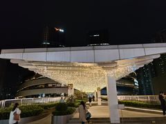 -瑞虹新天地月亮湾