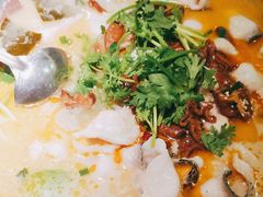 -龙梅肥肠鱼(明瓦廊店)