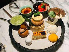 甜品总汇-湖滨28中餐厅·西湖宴·杭州君悦酒店