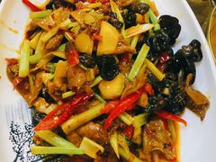 -伊兰麒兰馨园·川菜·清真馆(339电视塔店)
