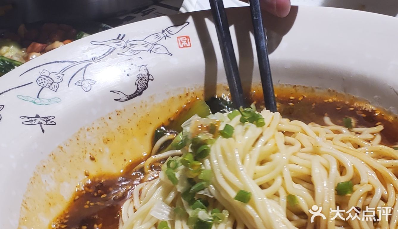 这鱼头绝了,太香了