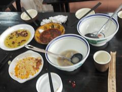 -曾氏肥肠馆(凯瑞雅居店)
