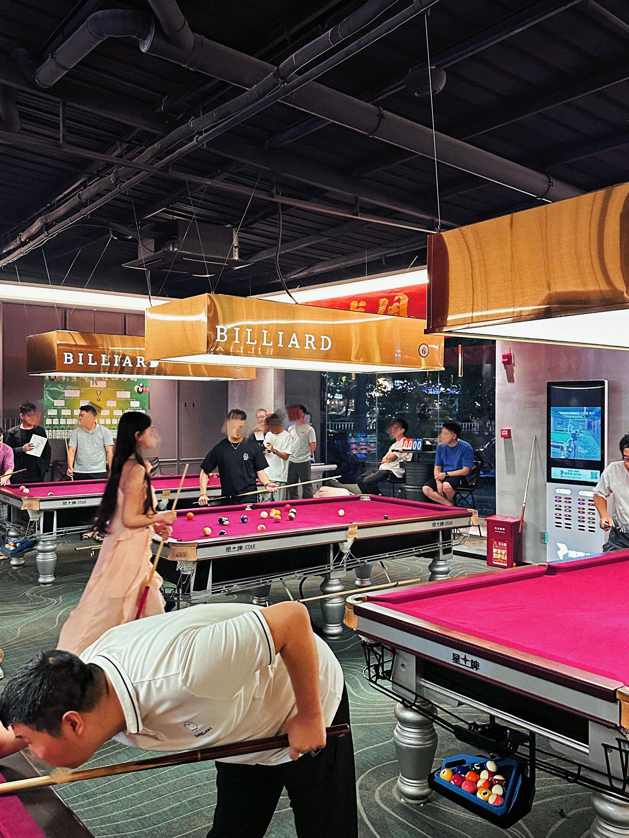 惠城区斑樟湖路与白泥路交叉口北20米#花式台球