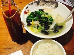 -渝是乎酸菜鱼(龙旗购物中心店)