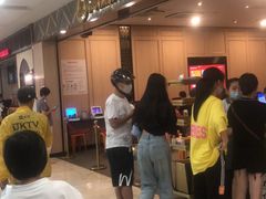 等位区-韩京炭火烤肉自助料理(柯桥万达店)