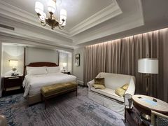 -广州富力丽思卡尔顿酒店