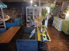 -84那年咖啡馆(李沧万达店)