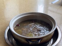 -东巴谷野生菌火锅餐厅